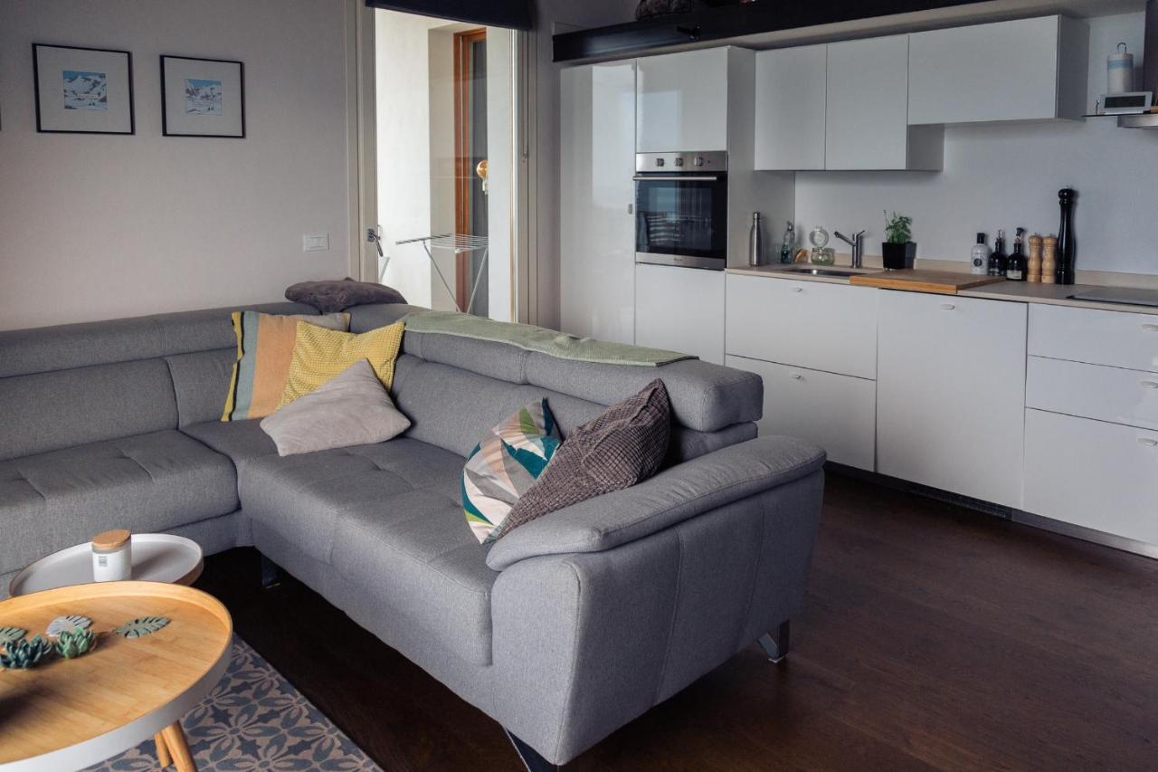 Casa Franka Garda Lake View ตอสโกลาโน มาแดร์โน ภายนอก รูปภาพ
